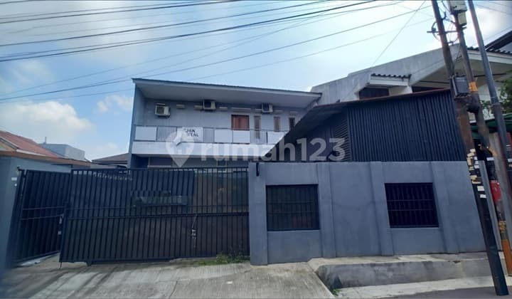 Rumah 2 Lantai Jl H Najih Pesanggrahan Jakarta Selatan