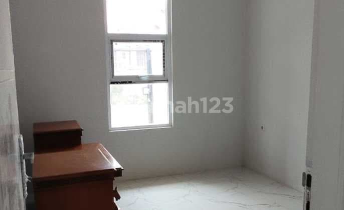 Newly Renovated Minimalist House in Taman Kopo Indah 3