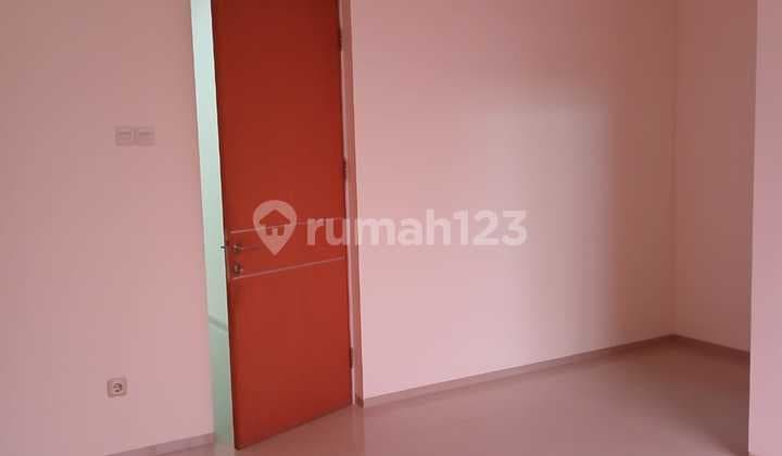 rumah minimalis nyaman di taman cibaduyut indah