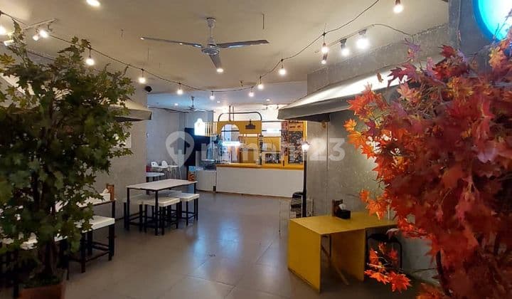 strategic business space location on the main road dr otten