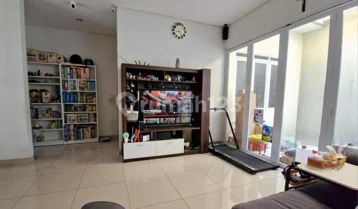 comfortable minimalist house in taman kopo indah 1