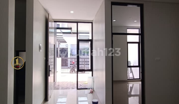 Rumah Bangunan Baru Minimalis Dekat Rumah Sakit Mayapada