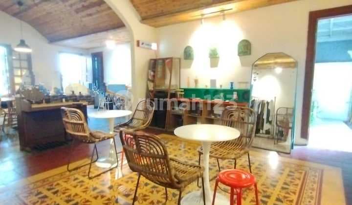 ruang usaha ex cafe di sayap riau lokasi strategis
