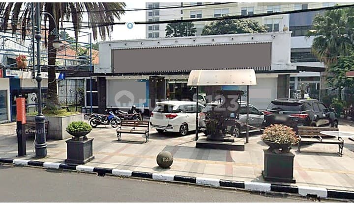 Business space former office location on Asia Africa street