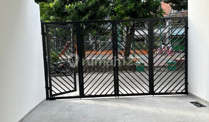 For Sale Very Strategic House Tanjung Duren Indent