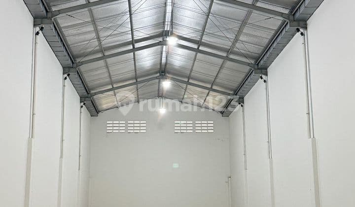 Gudang Muraj Duta Indah Starhub 9x31.5 M2 Harga Nego Tangerang