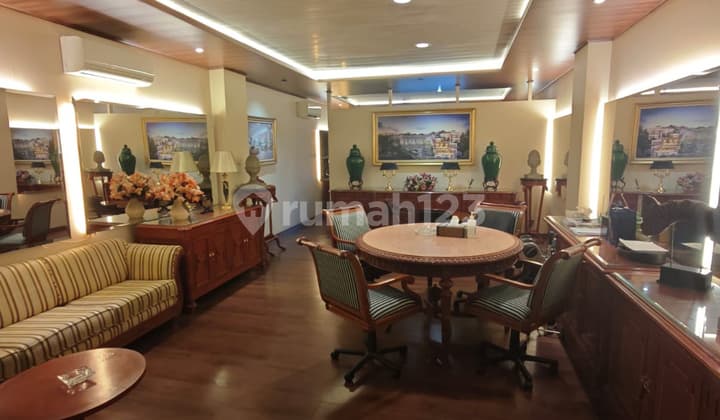 Shop House at Kebon Jeruk Business Park Size 5x13.5 M 4 Floors Furnished Negotiable