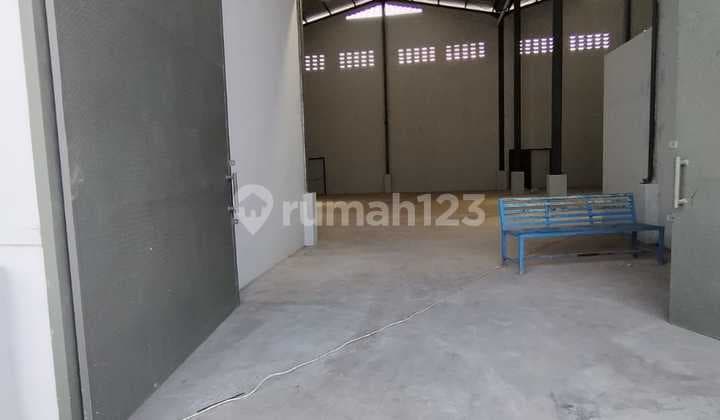 Gudang di Salembaran Raya 12X30 M2 Harga Nego Tangerang