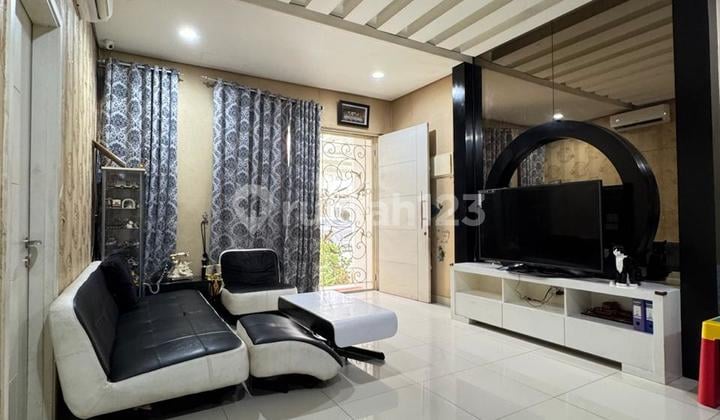 Rumah Murah Green Lake City Amerika Uk 8X15 M2 Semi Furnish SHM