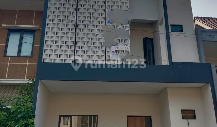 New House Metland Puri Size 7x15 Sqm Freehold 2 Floors 3 Bedrooms Near Toll Road