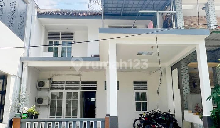 Dijual Rumah Kost 12 KT Siap Huni di Meadow Green Lippo Cikarang
