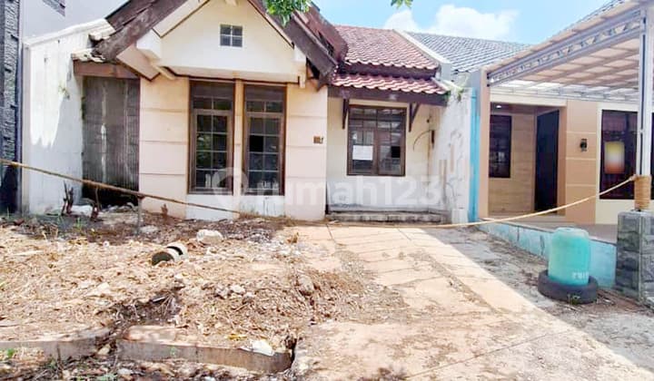 Rumah di Cluster Beverly Lippo Cikarang Dijual - Strategis