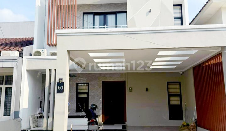 Sewa Rumah Full Furnished Siap Huni 4+1 KT Beverly Lippo Cikarang