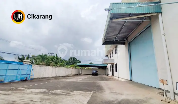 Warehouse for Sale with Hoist Crane on Jl Raya Cikarang Cibarusah