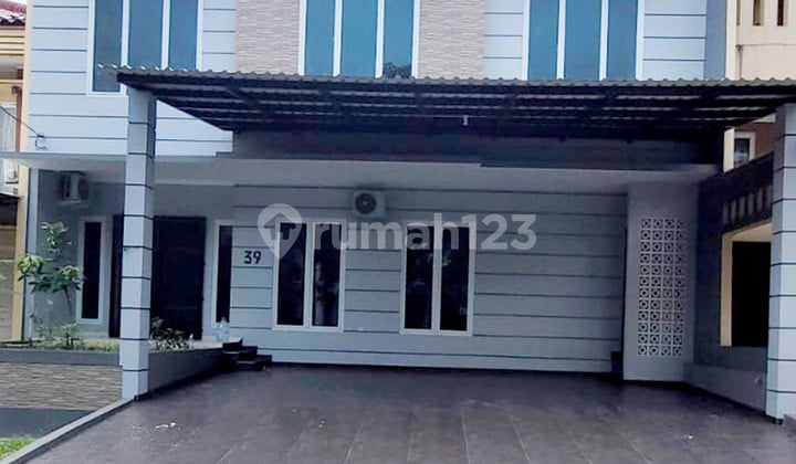For Sale For Rent House in Simpruk Lippo Cikarang Good Ready to Live In