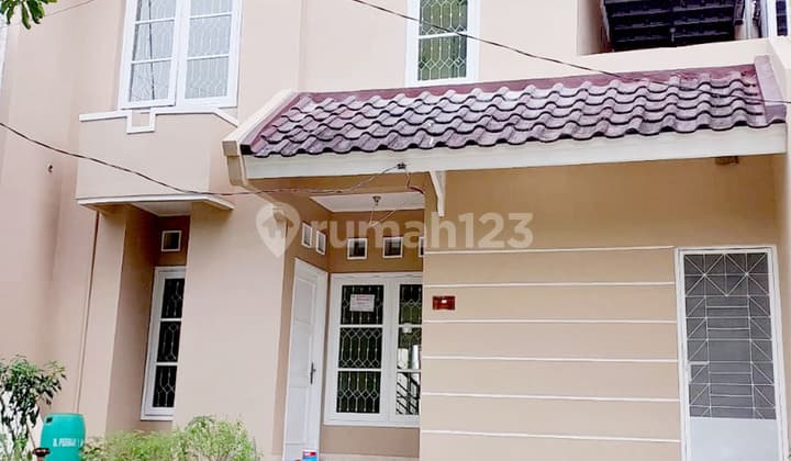Disewakan Rumah di Meadow Green Lippo Cikarang Bagus Dan Asri
