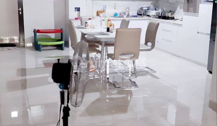 Dijual Rumah di Le Freya Lippo Cikarang Bagus Siap Huni