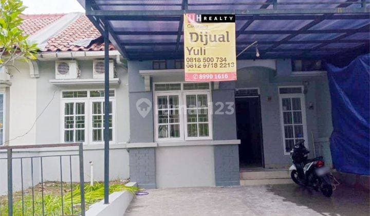 House in Taman Napoli Lippo Cikarang for Sale and Rent, Excellent and Strategic Location.