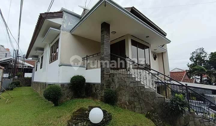 Rumah Asri Bagus Terawat Siap Huni Setra Indah