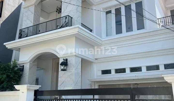 RUMAH BARU MEWAH JALAN ERLANGGA SIMPAMGLIMA TENGAH KOTA SEMARANG