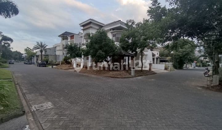 DIJUAL RUMAH HOOK JALAN LEBAR GRAHA ESTETIKA DEKAT UNDIP TEMBALANG