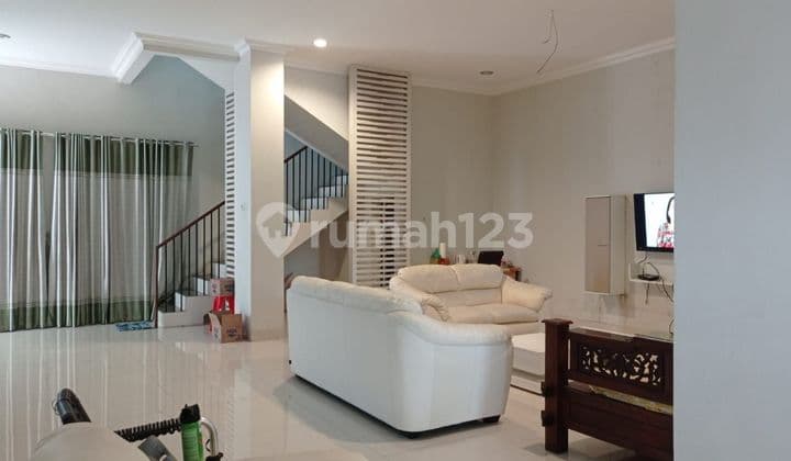 Disewakan Rumah Mewah Di Gombel Permai.ngesrep Semarang