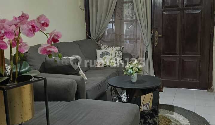 Rumah Dalam Perumahan Pasadena Manyaran