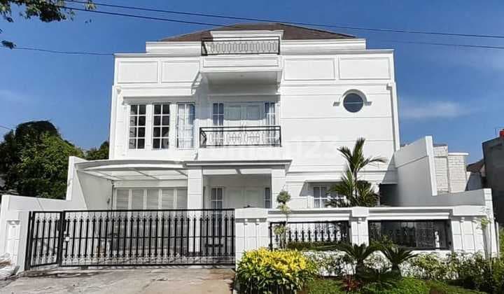 Dijual Rumah Mewah Di Perumahan Elit Jalan Raya Sambiroto Tembalang