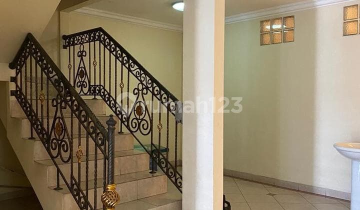 Rumah Bagus Unfurnished SHM Sunter, Jakarta Utara (kmr.mandi bawah bisa u/jompo)