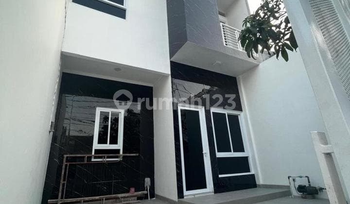 Nice 3-Story Unfurnished SHM House in Kelapa Gading, North Jakarta