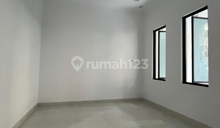 Rumah Muara Karang Brand New Dijual Cepat
