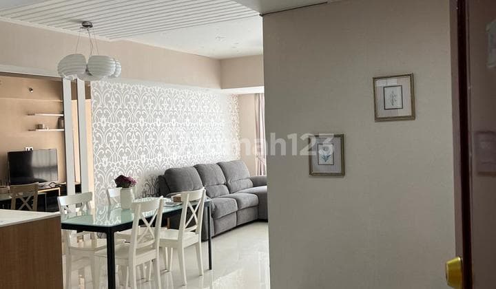 Apart Condominium Taman Anggrek. Mewah. Harga Sewa Murah