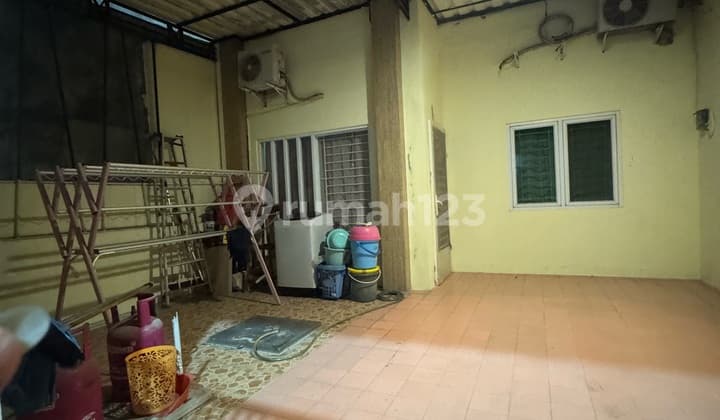 Rumah Taman Surya.jual Cepat.harga Nego.