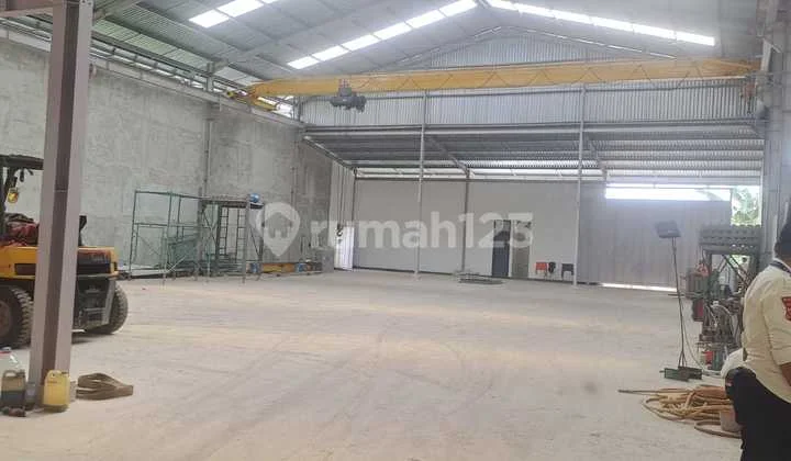 Warehouse 900M² Ready to Use Near Legok Toll Exit, can accommodate containers + 5 Mess