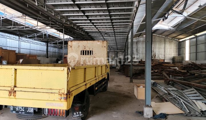 Large Warehouse For Rent Cheap In Tata Kemuning Tangerang