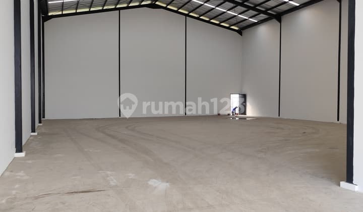 Gudang Izin Industri di Kawasan Pergudangan Legok Tangerang