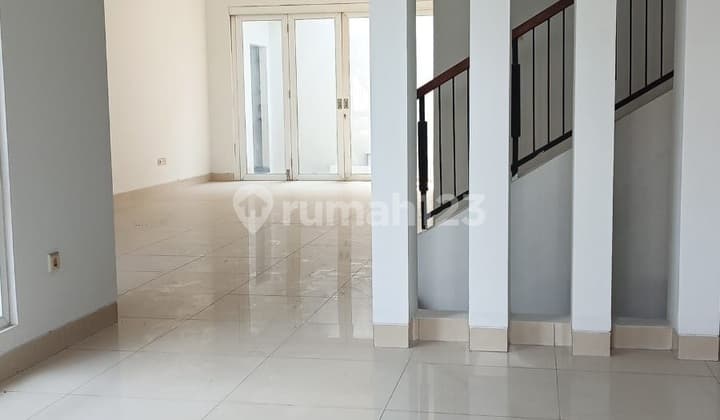 rumah 2 lantai kota wisata bagus siap huni murah lt250 lb 260