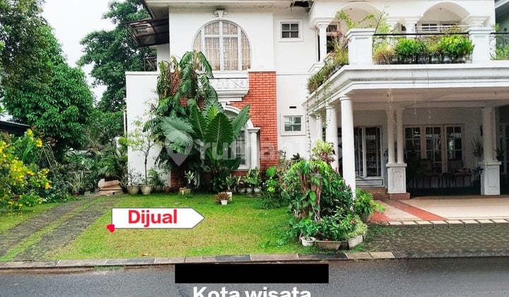 Rumah Bagus Megah 2 Lantai Rapih LT 256 LB 400 Kota Wisata