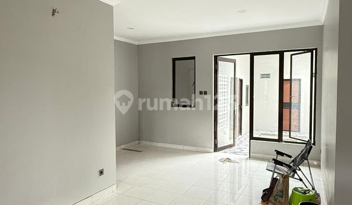 rumah sewa 2 lantai siap huni murah lt 160 lb 132 legenda wisata