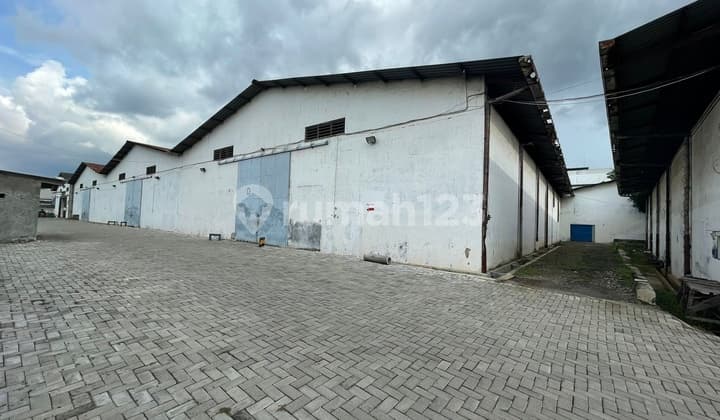 Disewakan Gudang Tengah Kota Siap Pakai Di Puspowarno