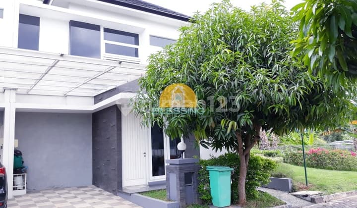 Dijual rumah di graha estetika