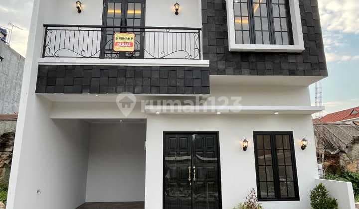 RUMAH MODERN MINIMALIS TONWHOUSE LENTENG AGUNG - JAKARTA SELATAN