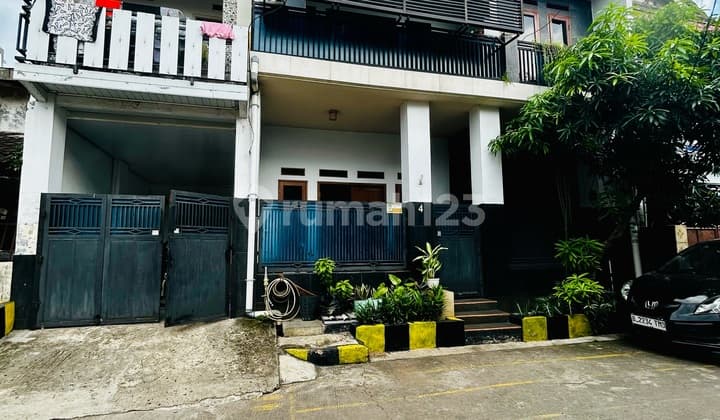 Jual Rumah 2 Lantai Di Papan Mas Tambun Salatan