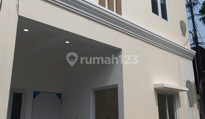 Rumah Minimalis Ada Rooftop Akses Motor Kebagusan Jaksel