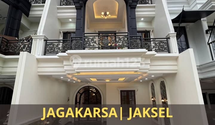 Exclusive House Jagakarsa Jaksel