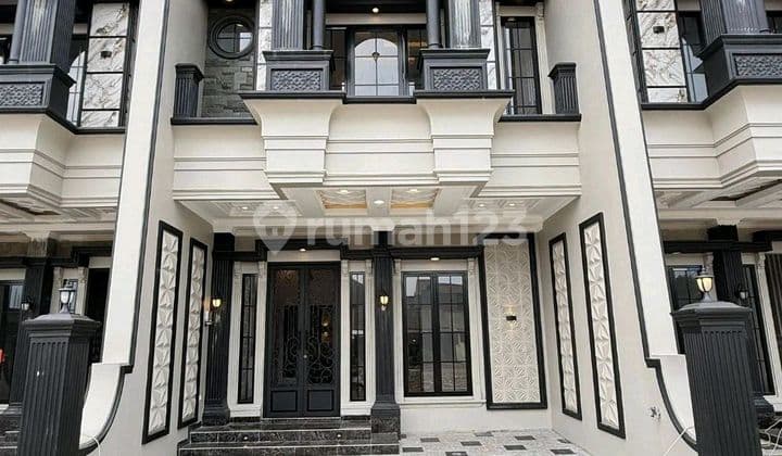 Modern Classic Grand House Depok City