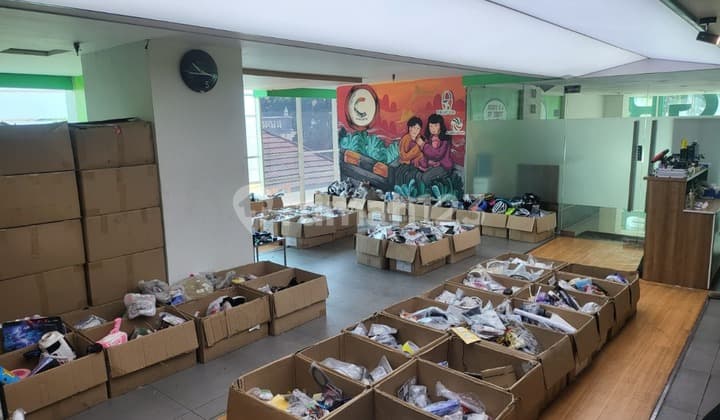 Ruang Usaha Eksklusif Strategis di Jalan Merdeka, Bandung