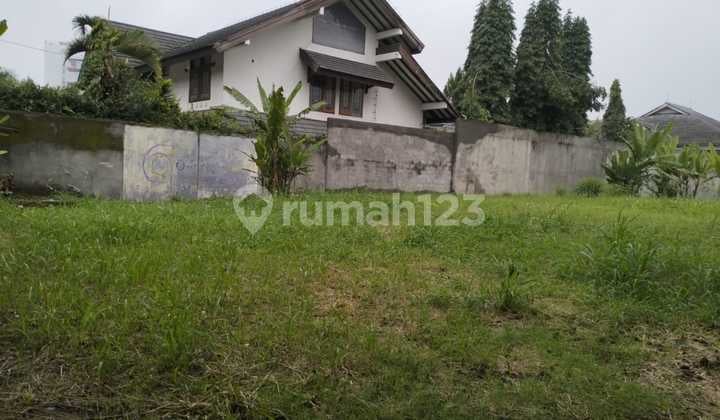 Kavling Tanah Bentuk Kotak SHM di Setrasari Kulon, Bandung