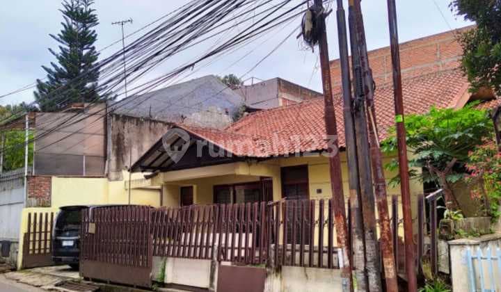 Rumah Hitung Tanah Strategis Dekat Kampus Cocok Utk Kostan di Sayap Dago