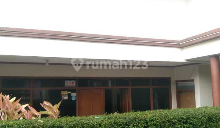 Active Strategic Boarding House Near Unpar Full House in Ciumbuleuit